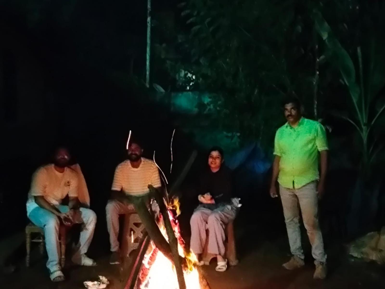 Anaviratty Riya Home Stay Munnar מראה חיצוני תמונה